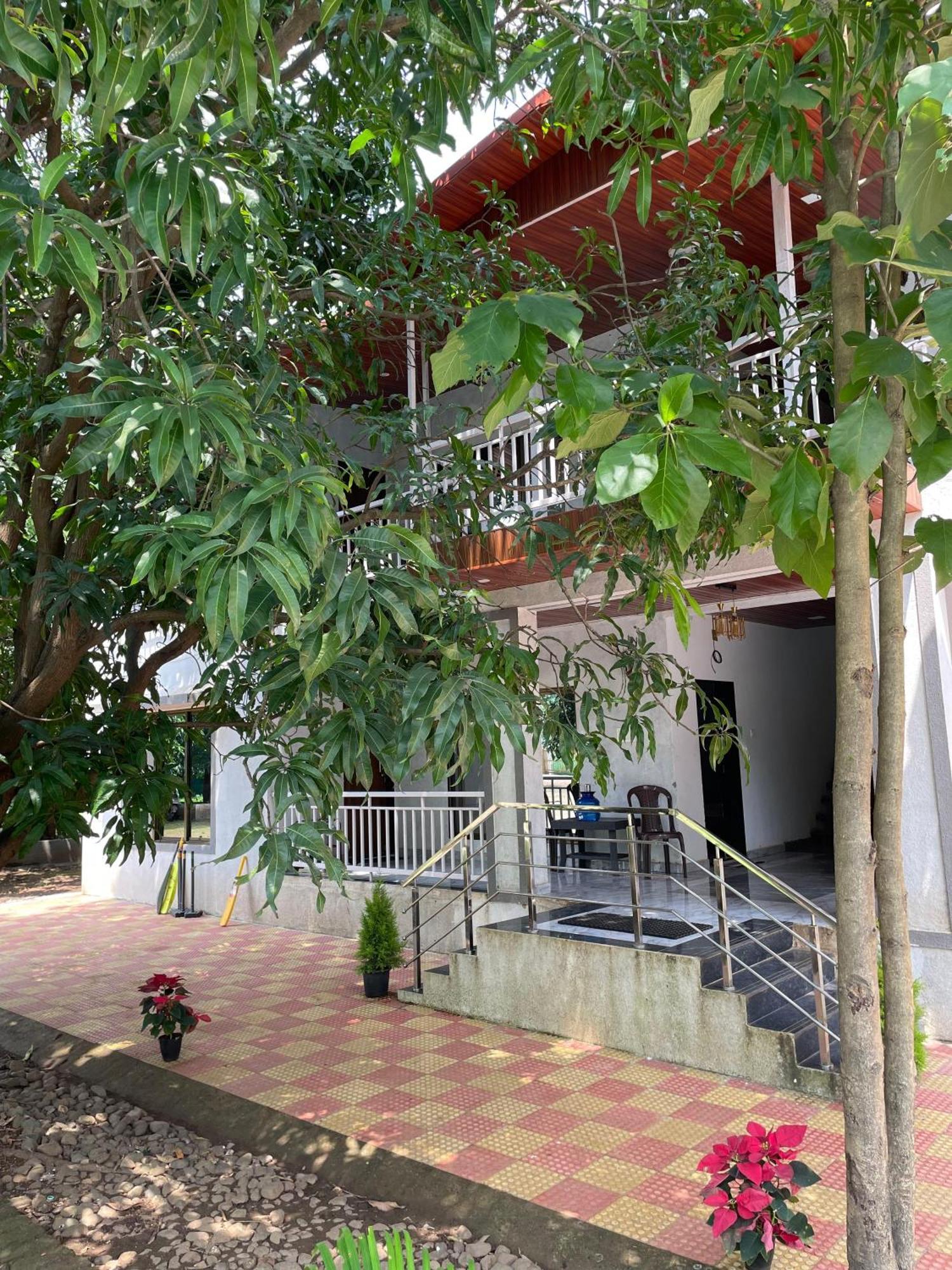 Riverland Farm And Resort Karjat Exteriör bild