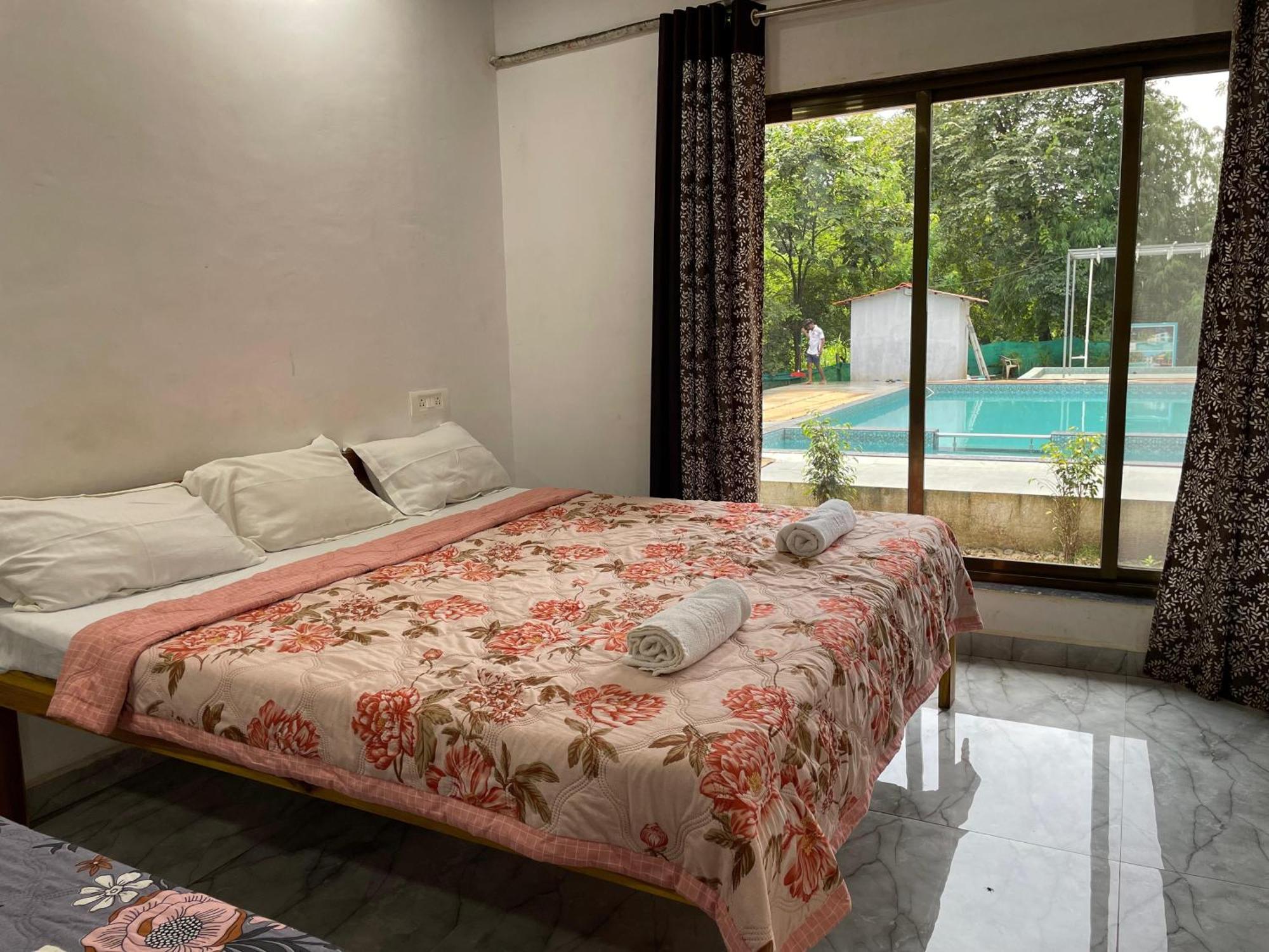 Riverland Farm And Resort Karjat Exteriör bild