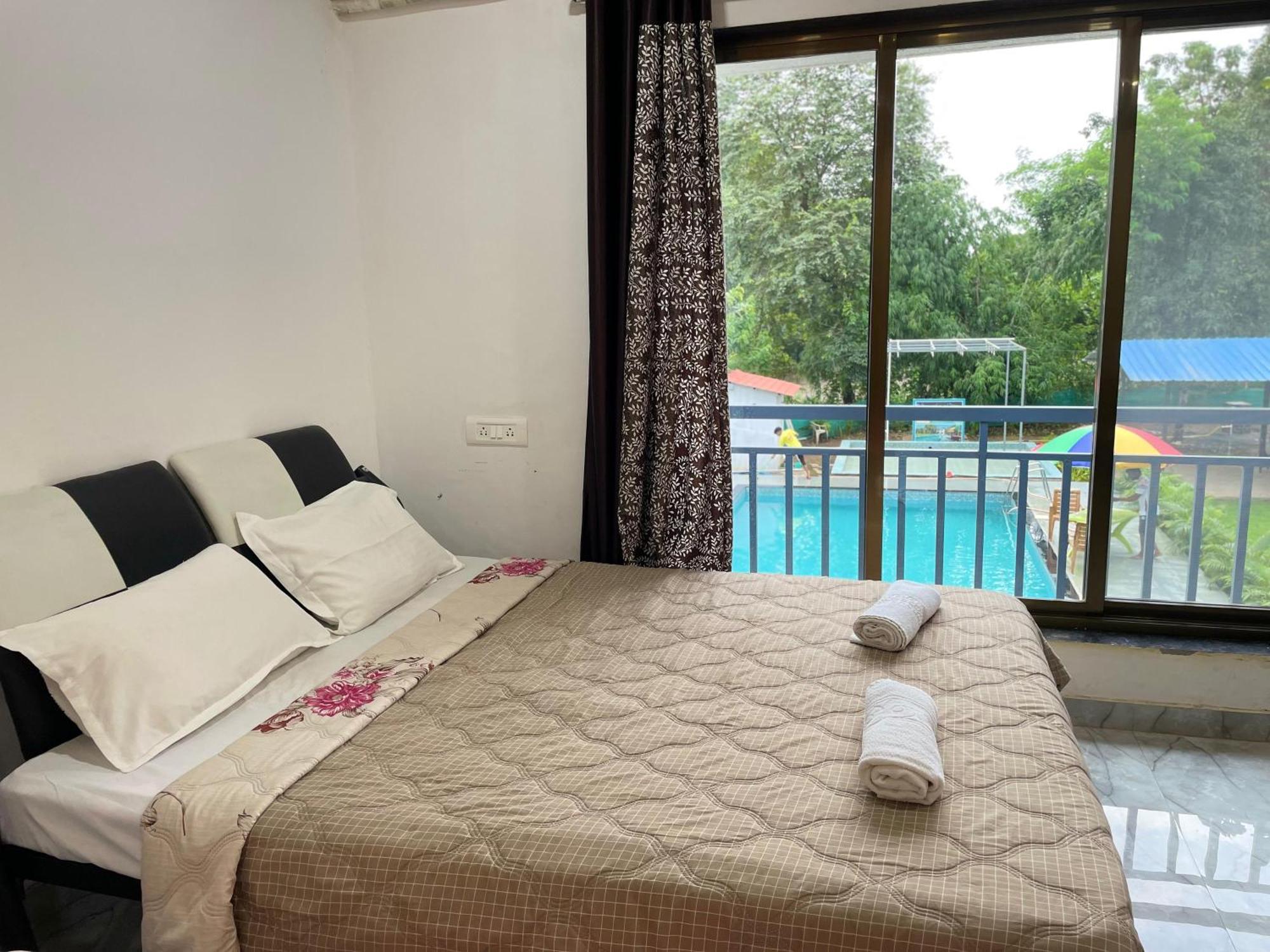 Riverland Farm And Resort Karjat Exteriör bild