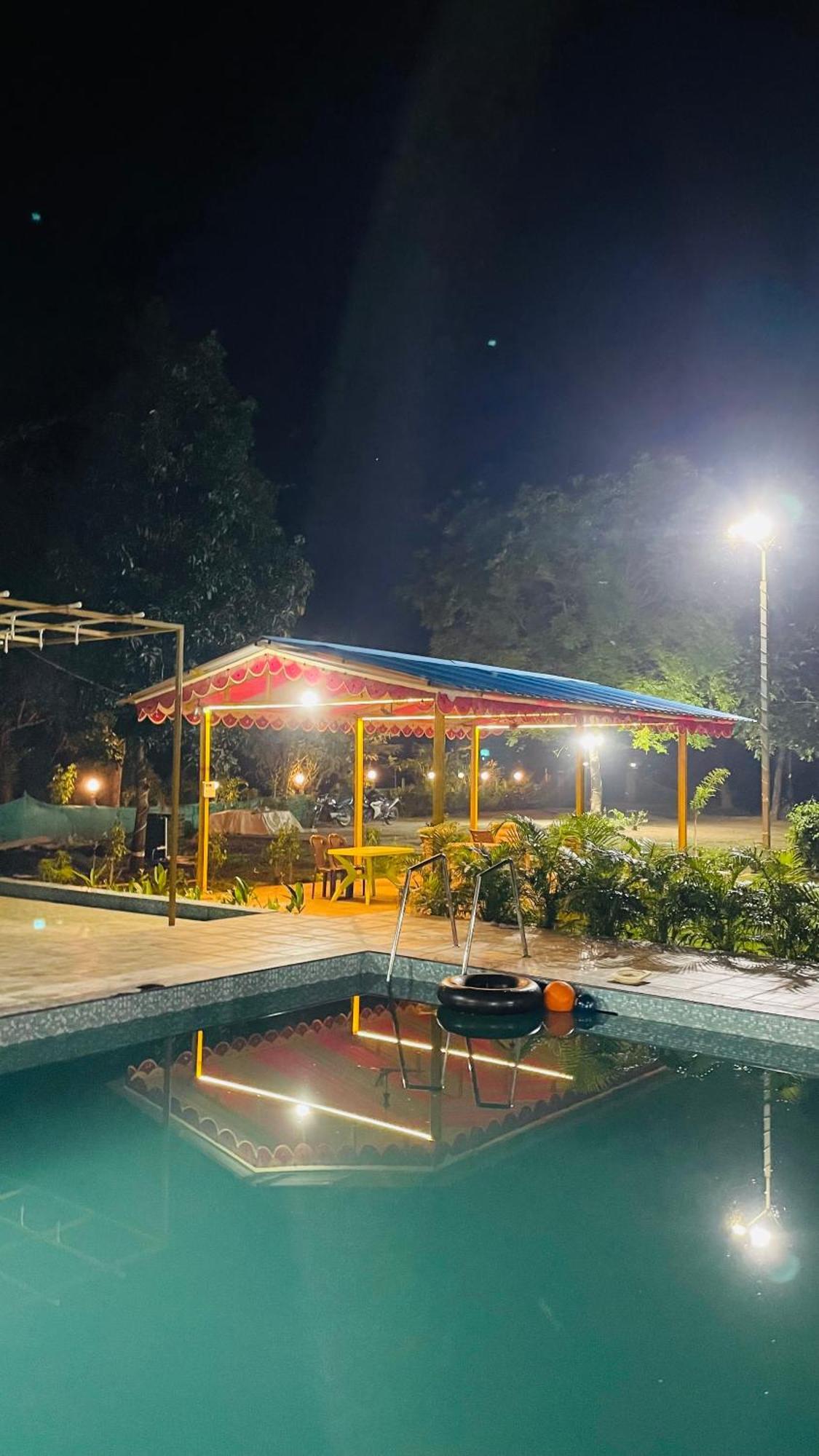 Riverland Farm And Resort Karjat Exteriör bild