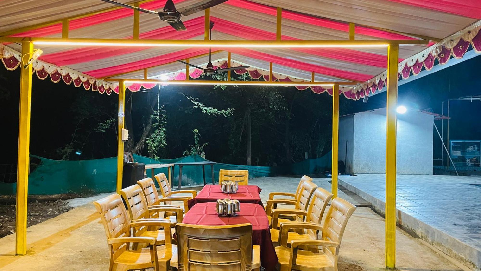 Riverland Farm And Resort Karjat Exteriör bild