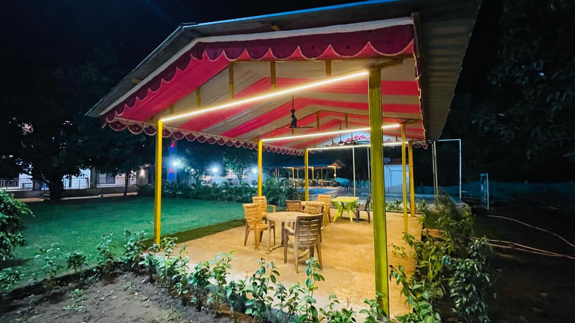 Riverland Farm And Resort Karjat Exteriör bild