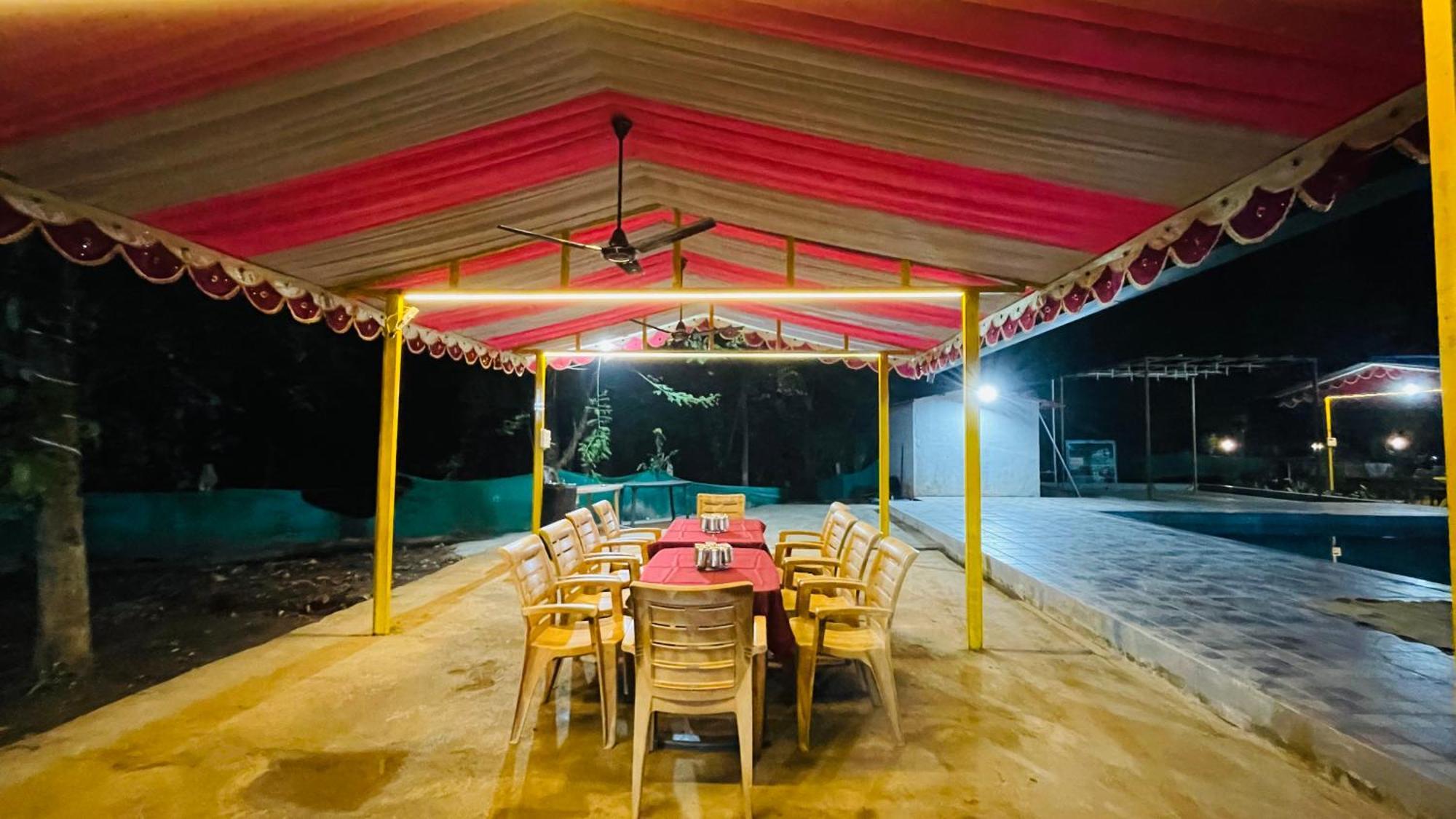 Riverland Farm And Resort Karjat Exteriör bild
